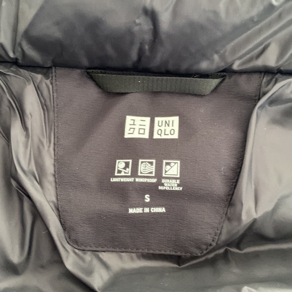 Uniqlo 90% Down 10% Feathers Puffer Jacket - Picture 6 of 6